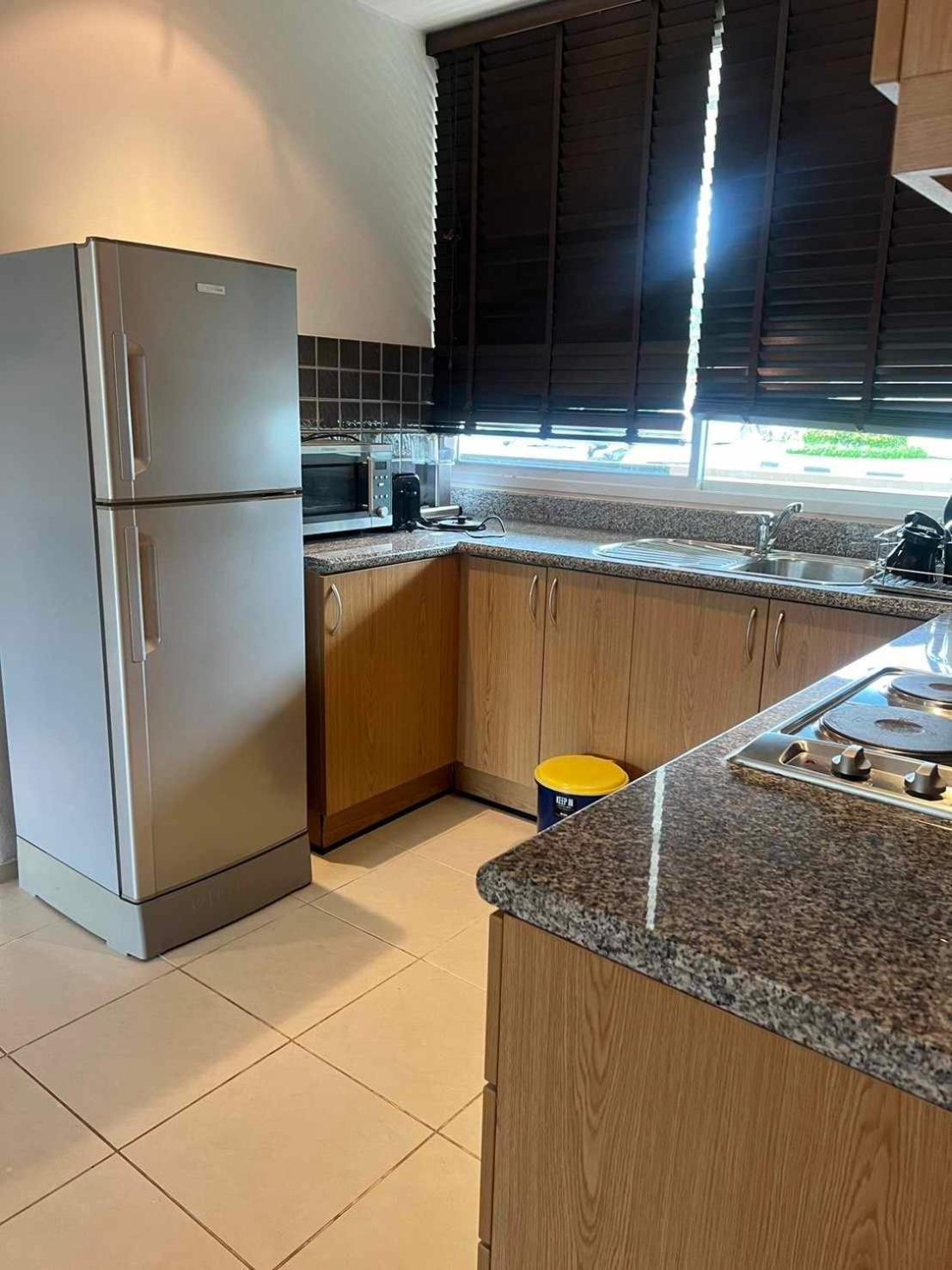 Seaview Condominium B15 Rayong Eksteriør billede