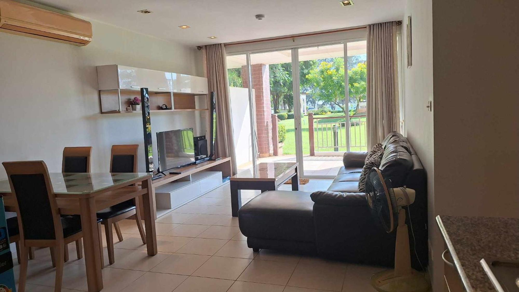 Seaview Condominium B15 Rayong Eksteriør billede