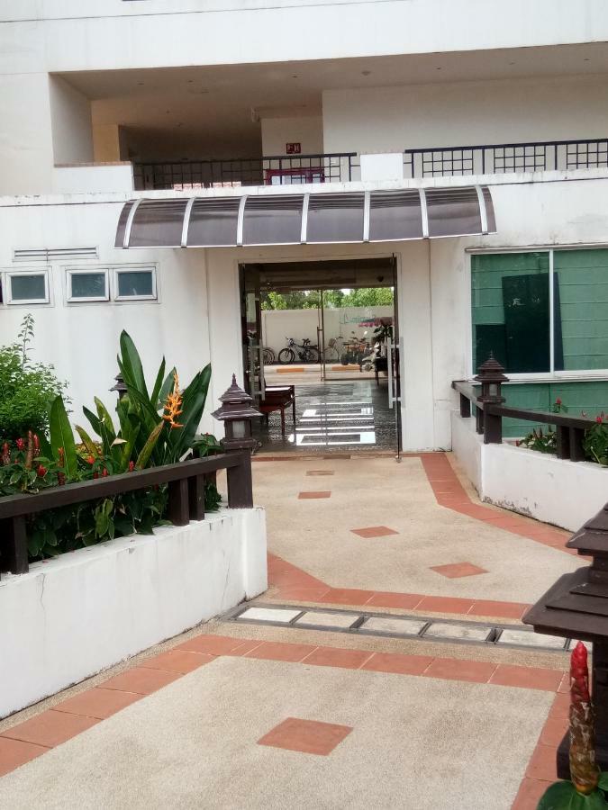 Seaview Condominium B15 Rayong Eksteriør billede