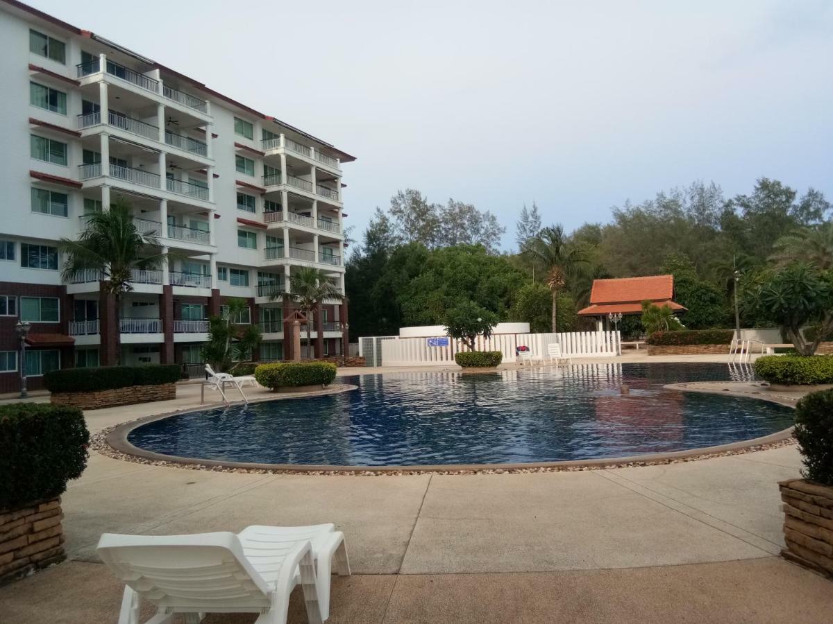Seaview Condominium B15 Rayong Eksteriør billede