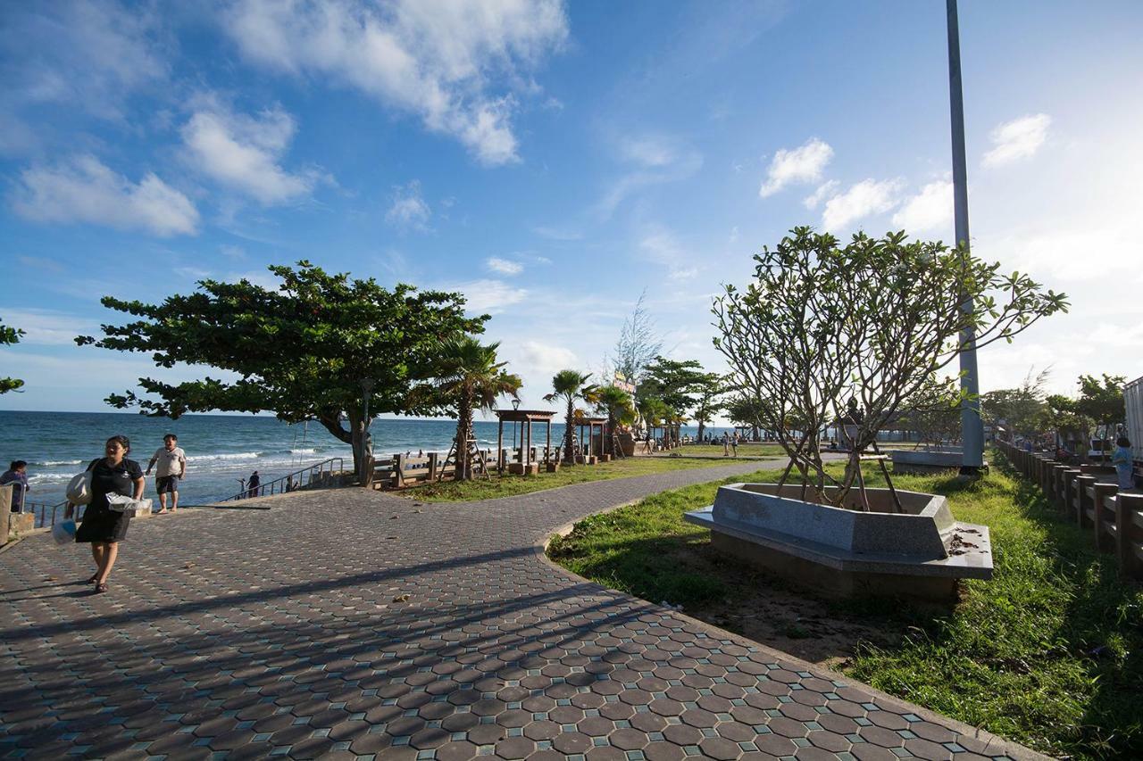 Seaview Condominium B15 Rayong Eksteriør billede