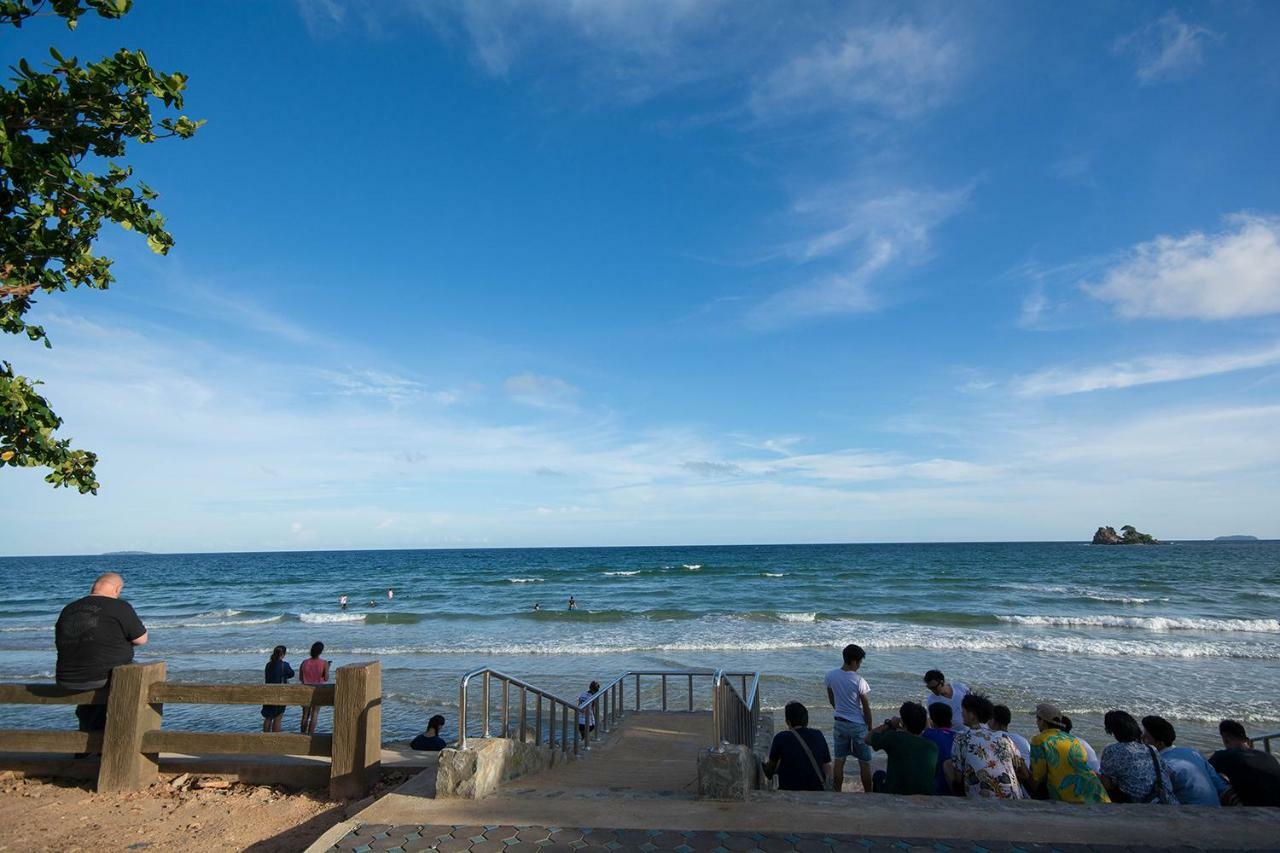 Seaview Condominium B15 Rayong Eksteriør billede